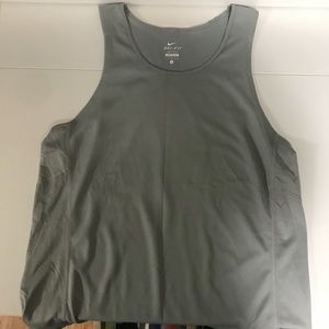 Nike Dri Fit Tank Top size Large